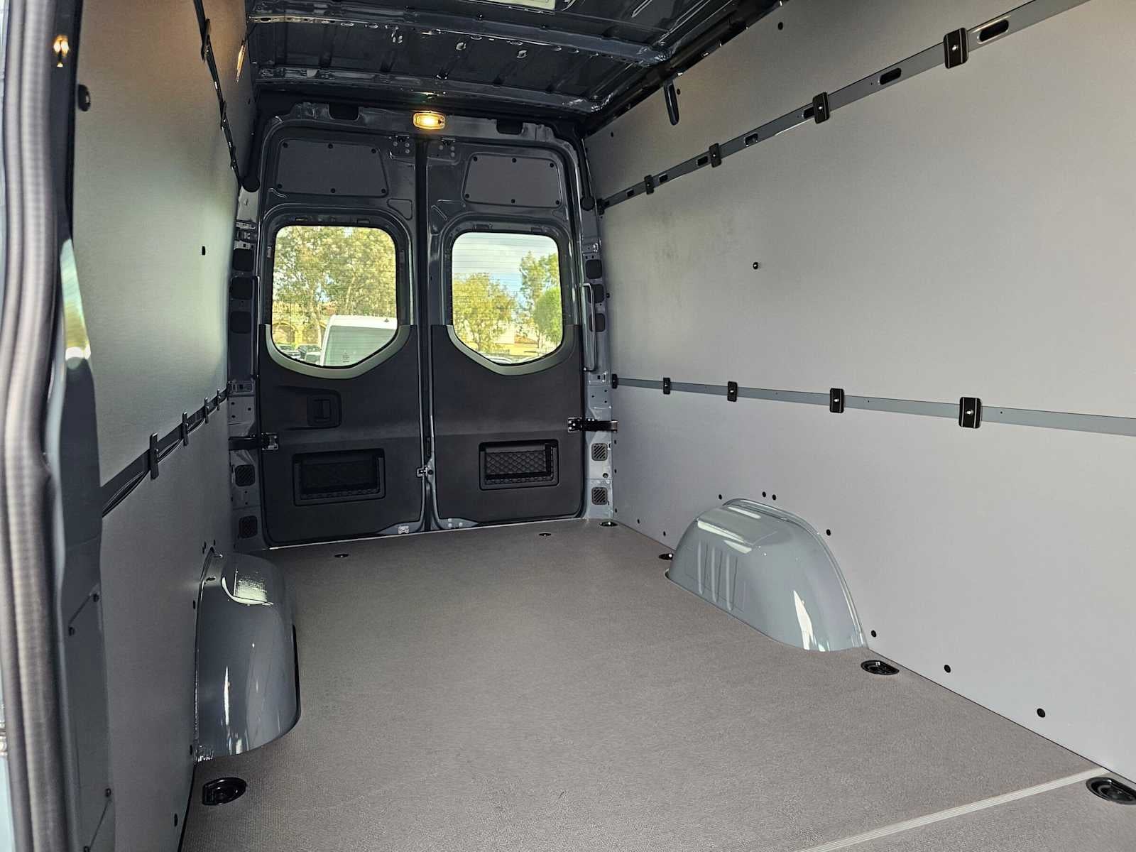 2026 Mercedes-Benz Sprinter Cargo 2500 High Roof I4 Diesel HO 170 AWD