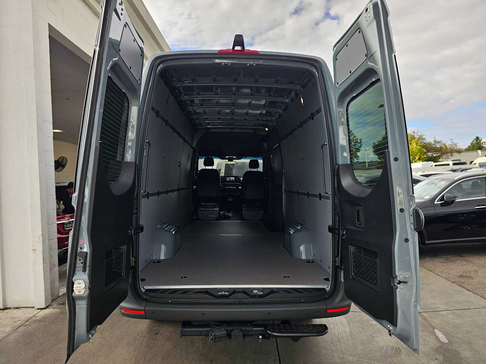 2026 Mercedes-Benz Sprinter Cargo 2500 High Roof I4 Diesel HO 170 AWD
