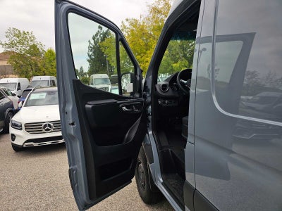 2026 Mercedes-Benz Sprinter 2500 High Roof I4 Diesel HO 170 AWD