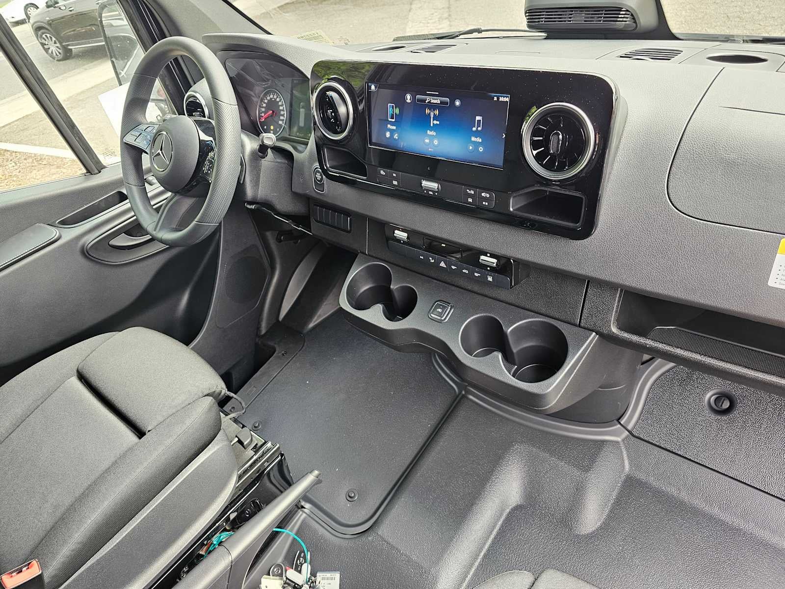 2025 Mercedes-Benz Sprinter Cargo Van 3500XD High Roof I4 Diesel HO 170" Extended RWD