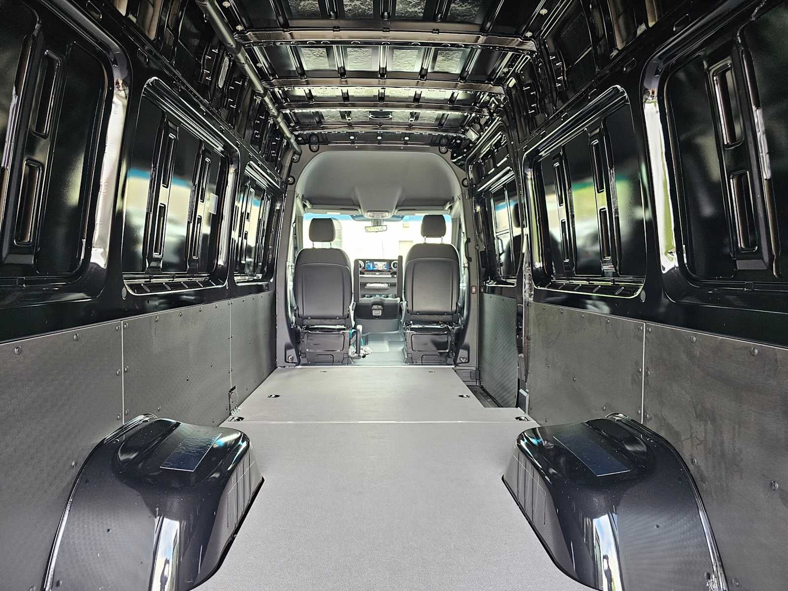 2025 Mercedes-Benz Sprinter Cargo Van 3500XD High Roof I4 Diesel HO 170" Extended RWD