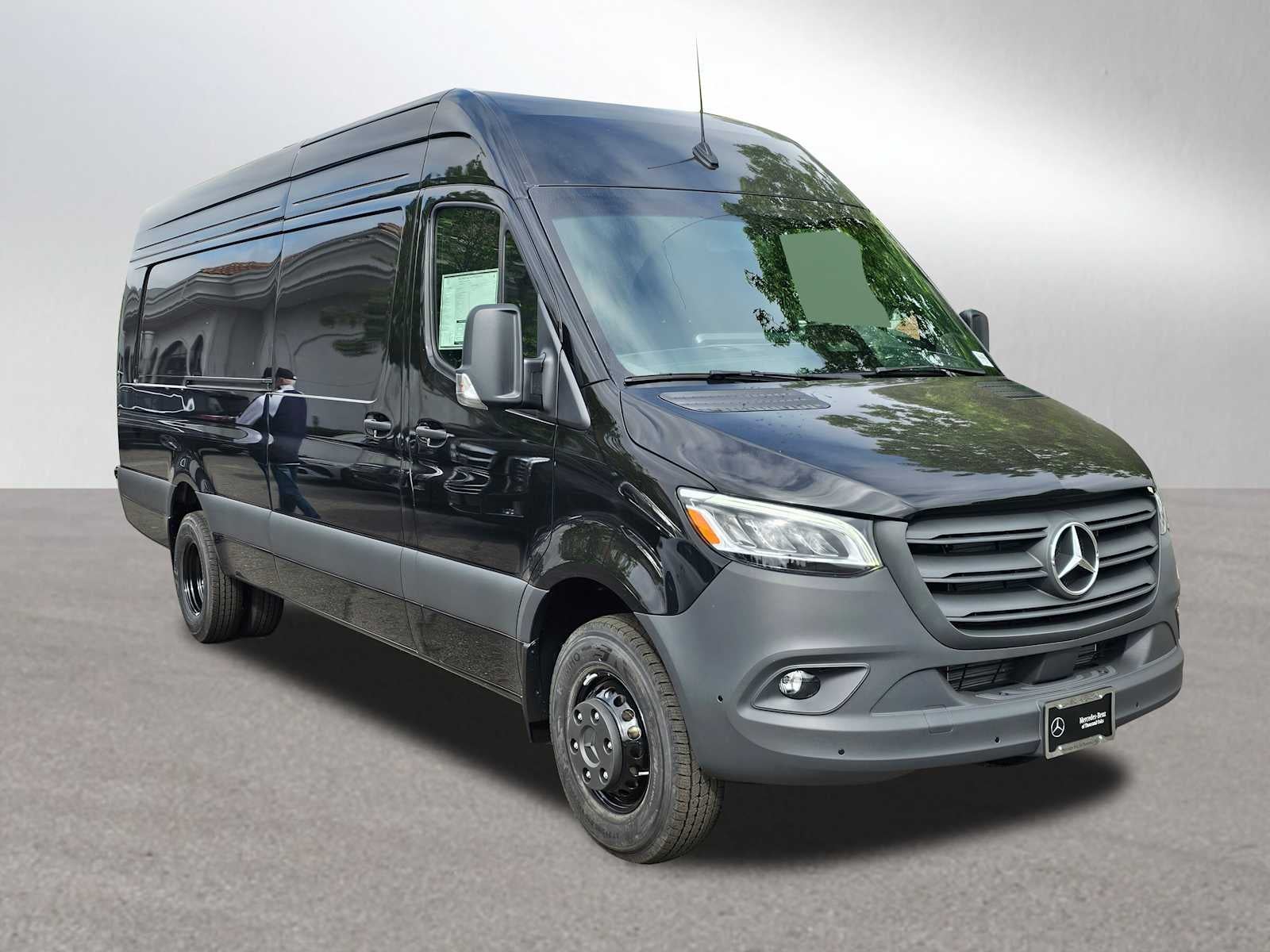 2025 Mercedes-Benz Sprinter Cargo Van 3500XD High Roof I4 Diesel HO 170" Extended RWD