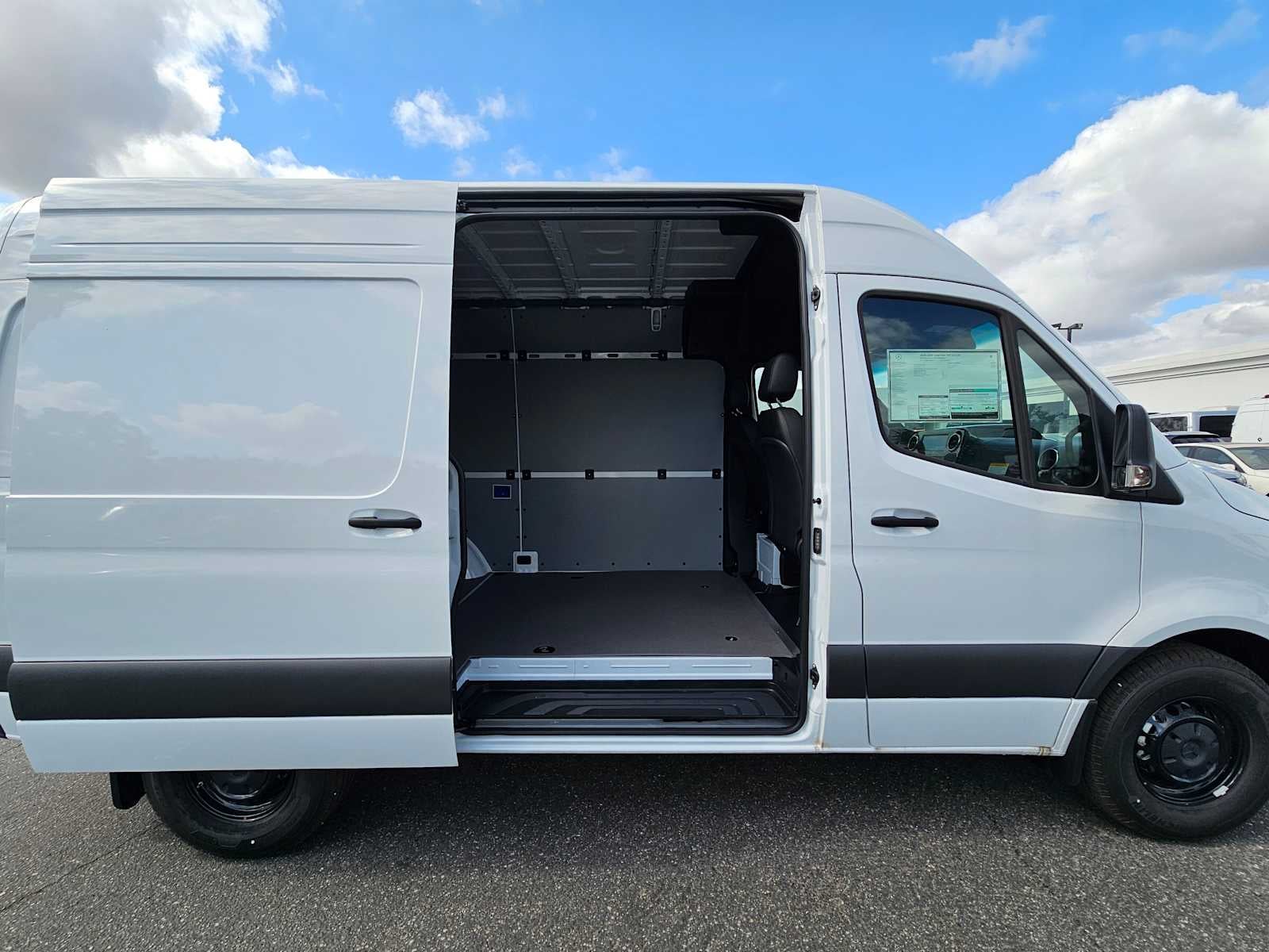2025 Mercedes-Benz Sprinter Cargo Van 2500 Standard Roof I4 Diesel 144 RWD