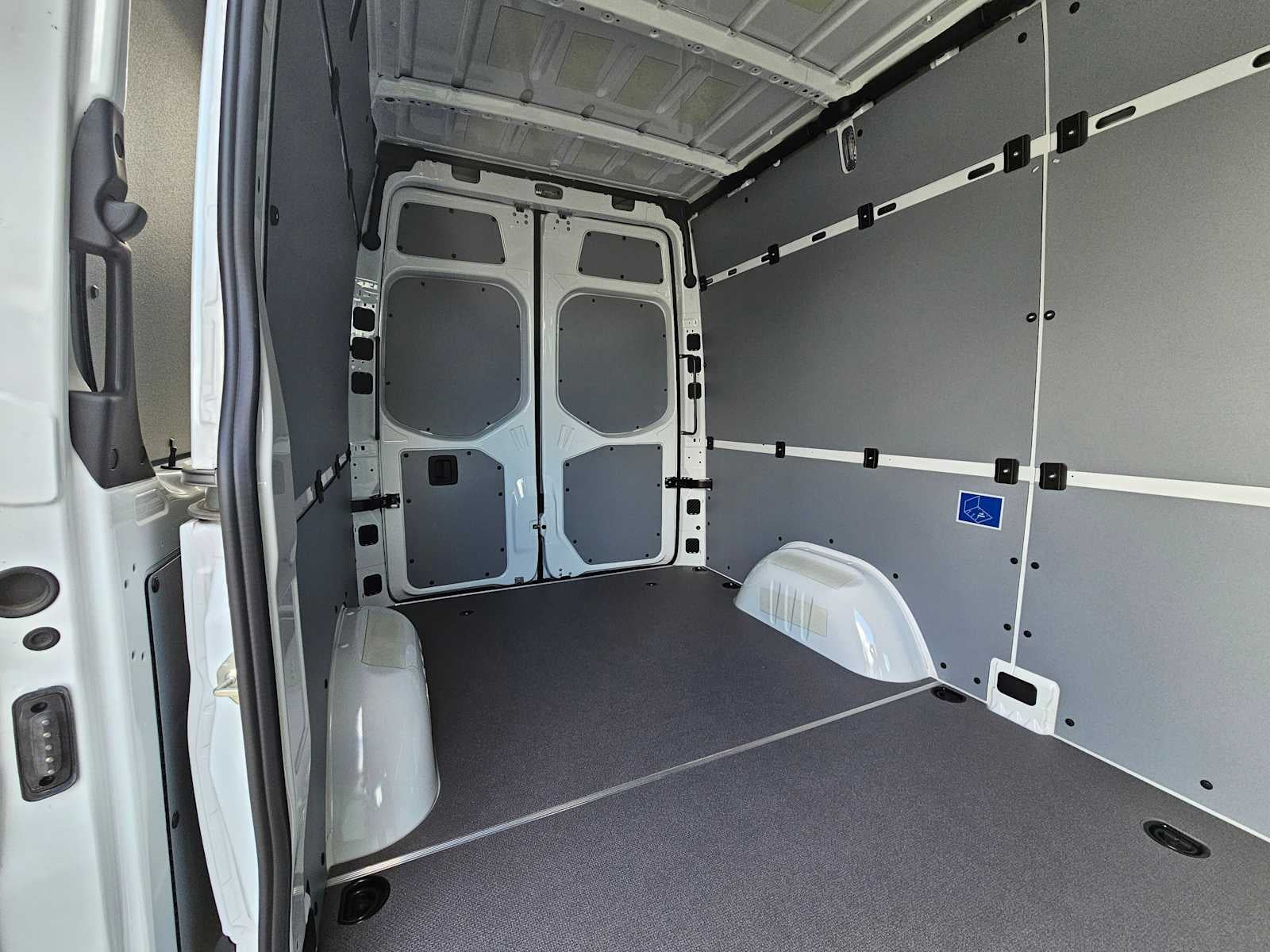 2025 Mercedes-Benz Sprinter Cargo Van 2500 Standard Roof I4 Diesel 144 RWD