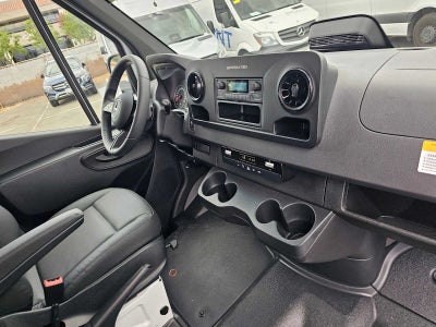 2025 Mercedes-Benz Sprinter Cargo Van 2500 Standard Roof I4 Diesel 144" RWD