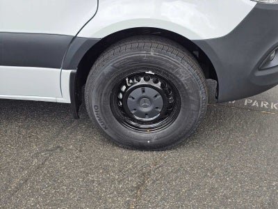 2025 Mercedes-Benz Sprinter Cargo Van 2500 Standard Roof I4 Diesel 144" RWD