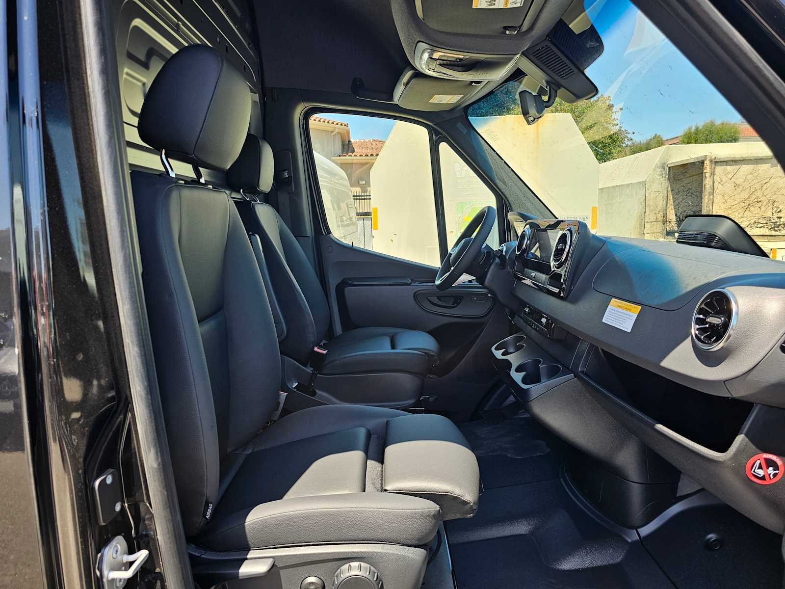 2026 Mercedes-Benz Sprinter 2500 Standard Roof I4 Diesel 144 RWD