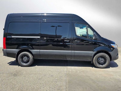 2026 Mercedes-Benz Sprinter 2500 Standard Roof I4 Diesel 144 RWD