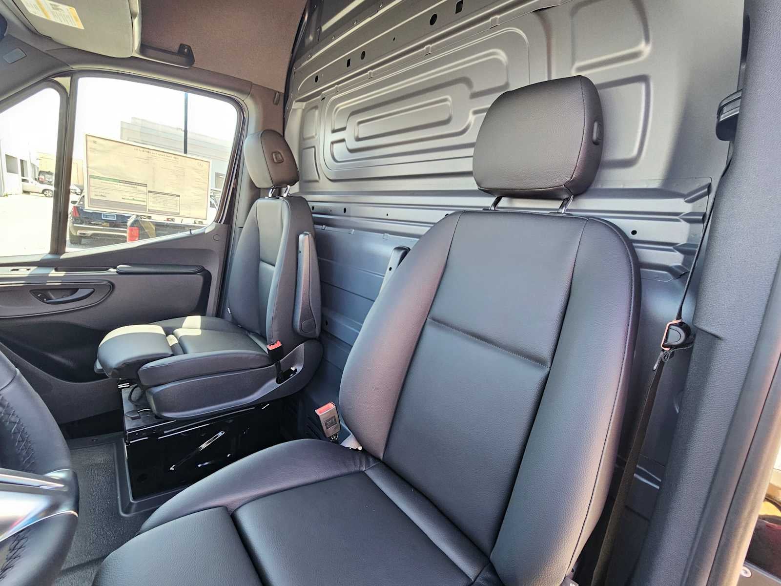 2026 Mercedes-Benz Sprinter 2500 Standard Roof I4 Diesel 144 RWD