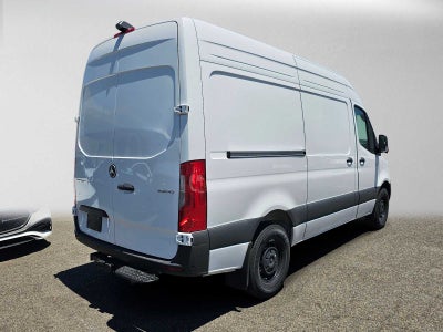2026 Mercedes-Benz Sprinter 2500 Standard Roof I4 Diesel 144 RWD