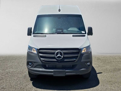 2026 Mercedes-Benz Sprinter 2500 Standard Roof I4 Diesel 144 RWD