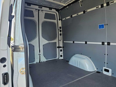 2026 Mercedes-Benz Sprinter Cargo 2500 Standard Roof I4 Diesel 144 RWD