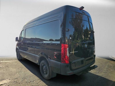 2026 Mercedes-Benz Sprinter Cargo 2500 Standard Roof I4 Diesel 144 RWD