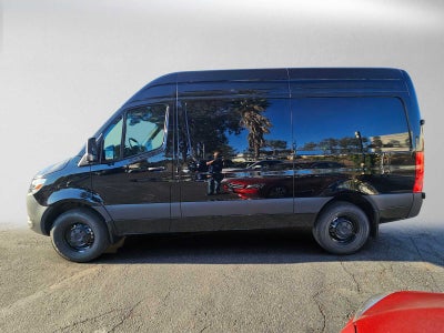 2026 Mercedes-Benz Sprinter Cargo 2500 Standard Roof I4 Diesel 144 RWD