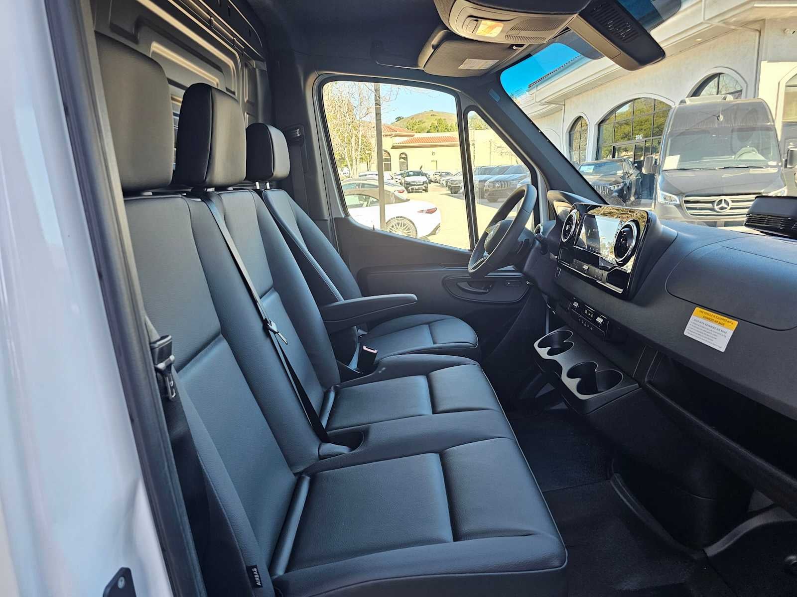 2026 Mercedes-Benz Sprinter 2500 Standard Roof I4 Diesel 144" RWD