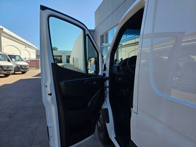 2026 Mercedes-Benz Sprinter 2500 Standard Roof I4 Diesel 144" RWD