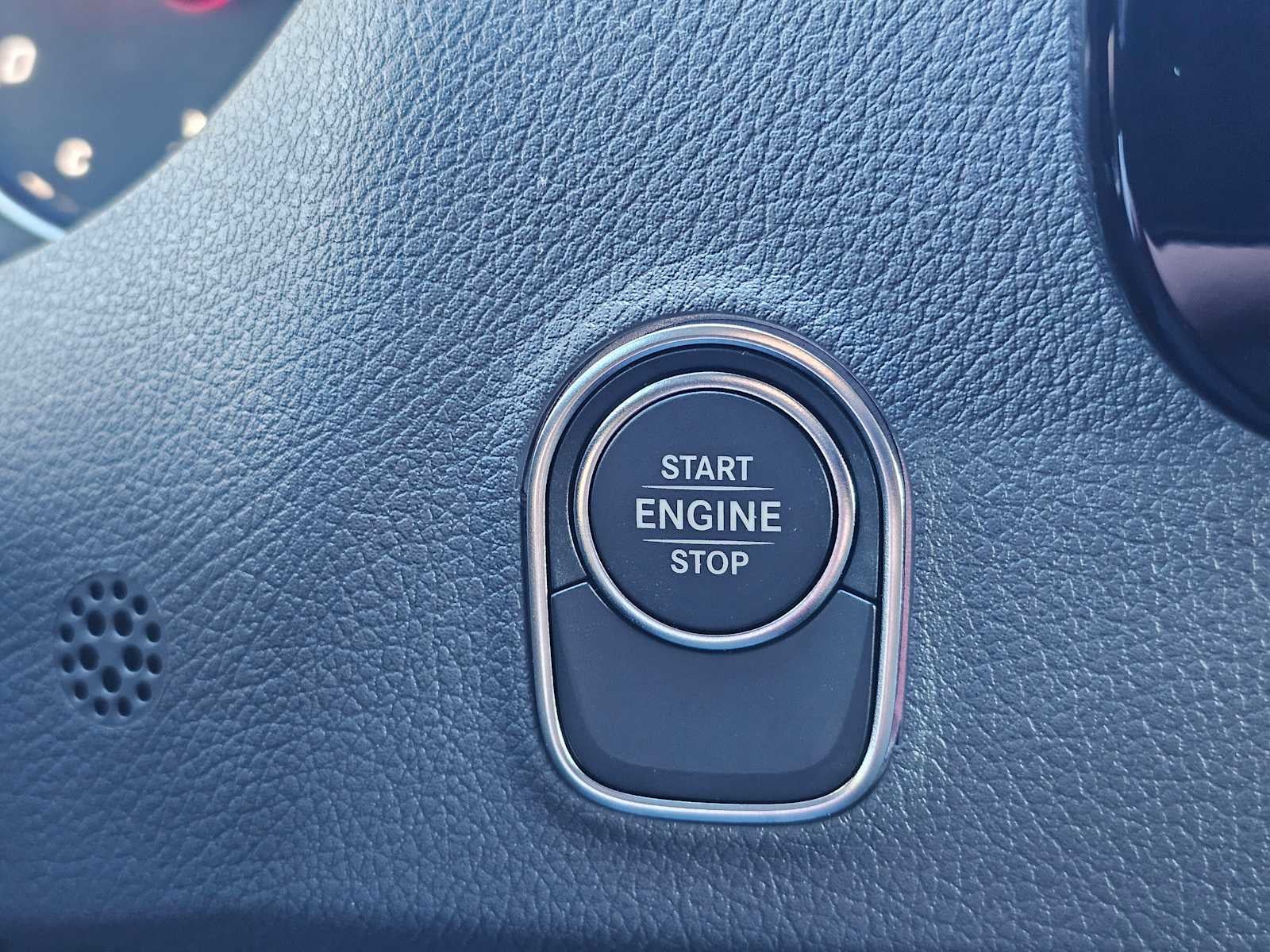 2026 Mercedes-Benz Sprinter 2500 Standard Roof I4 Diesel 144" RWD