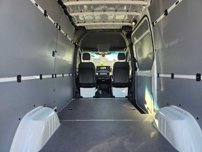 2026 Mercedes-Benz Sprinter 2500 Standard Roof I4 Diesel 144 RWD