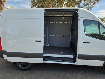 2026 Mercedes-Benz Sprinter Cargo 2500 Standard Roof I4 Diesel 144 RWD