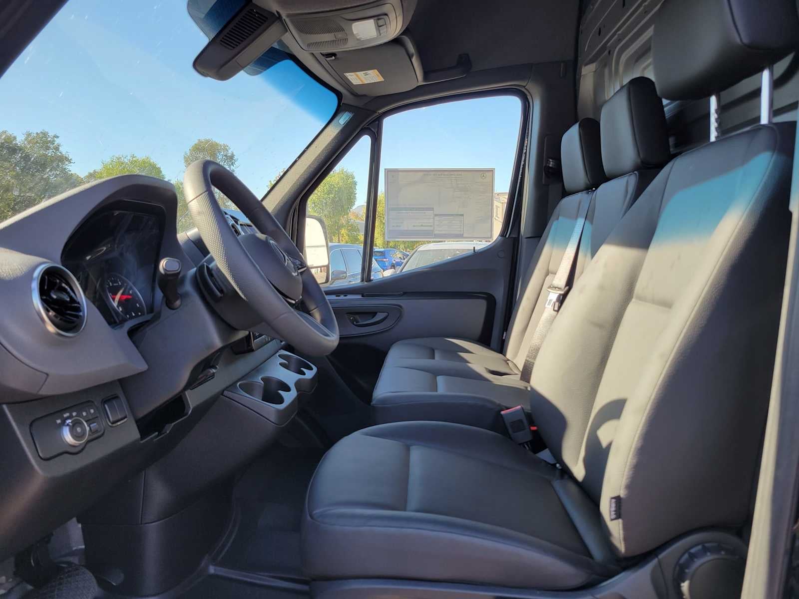 2026 Mercedes-Benz Sprinter Cargo 2500 Standard Roof I4 Diesel 144 RWD
