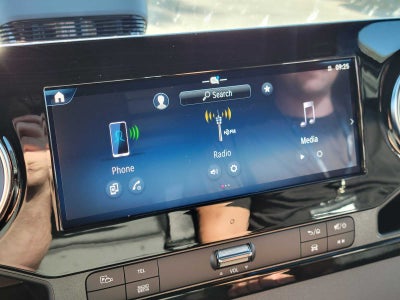 2026 Mercedes-Benz Sprinter Cargo 2500 Standard Roof I4 Diesel 144 RWD