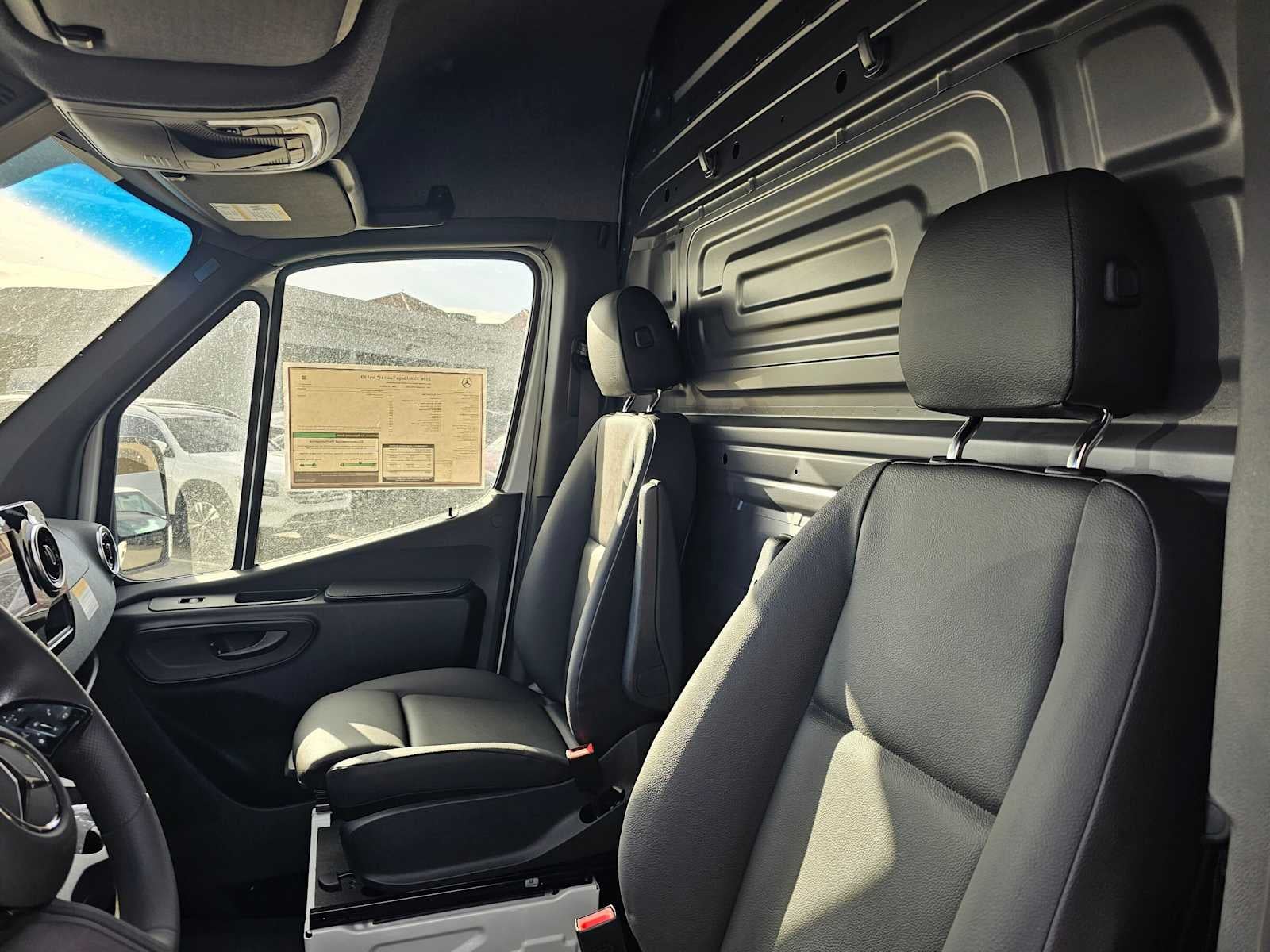 2026 Mercedes-Benz Sprinter Cargo 2500 Standard Roof I4 Diesel 144 RWD