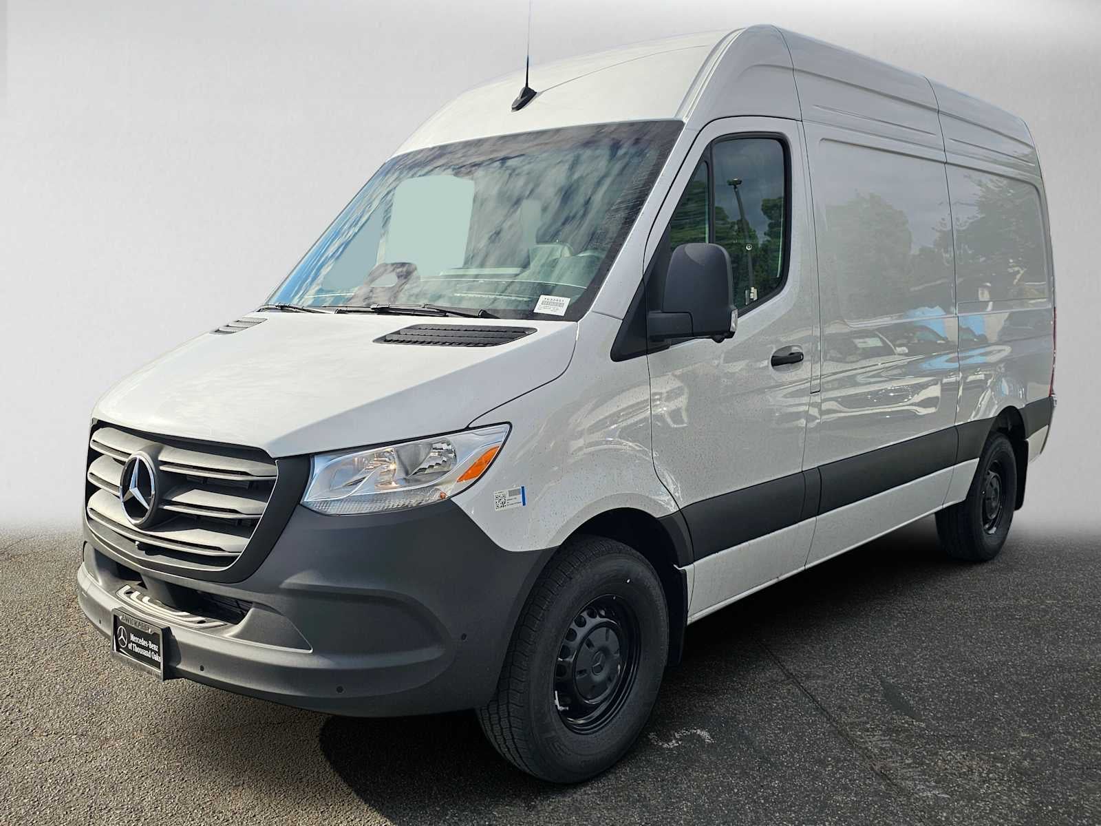2026 Mercedes-Benz Sprinter Cargo 2500 Standard Roof I4 Diesel 144 RWD