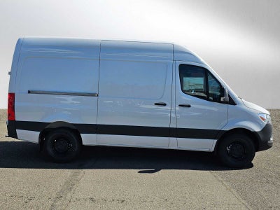 2026 Mercedes-Benz Sprinter 2500 Standard Roof I4 Diesel 144 RWD