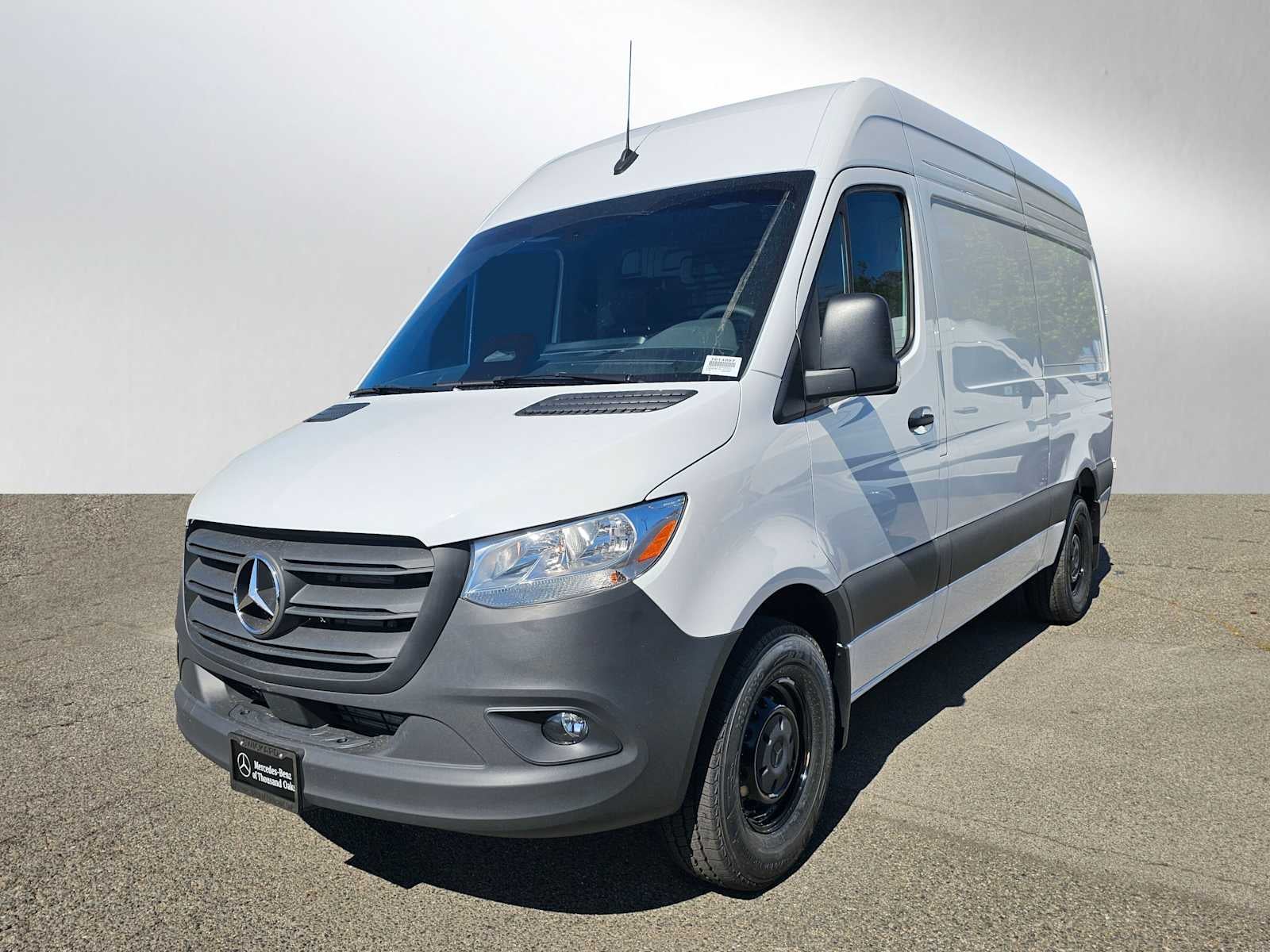 2026 Mercedes-Benz Sprinter 2500 Standard Roof I4 Diesel 144 RWD