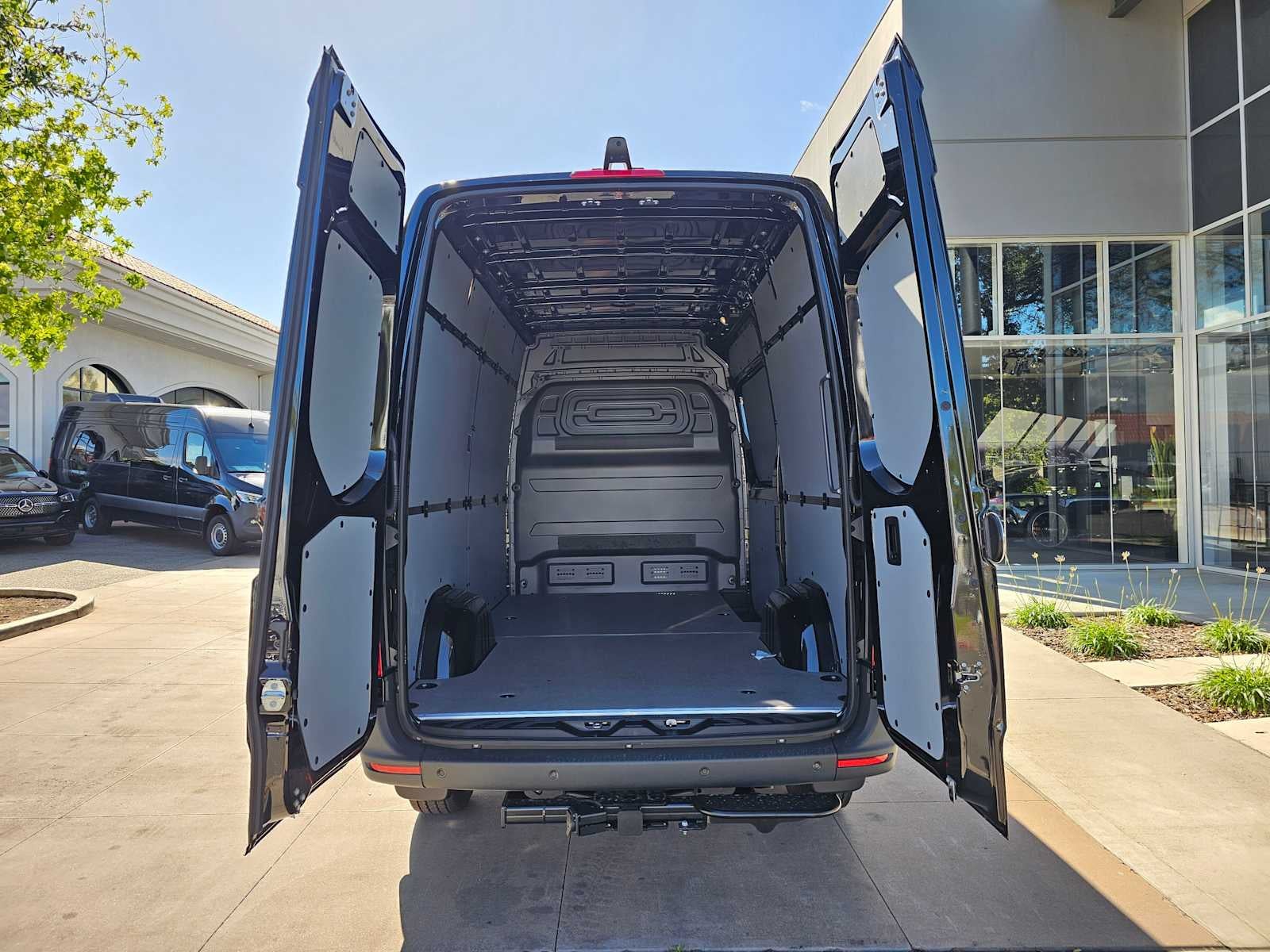 2026 Mercedes-Benz Sprinter 2500 Standard Roof I4 Diesel 144 RWD