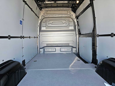 2026 Mercedes-Benz Sprinter 2500 Standard Roof I4 Diesel 144 RWD