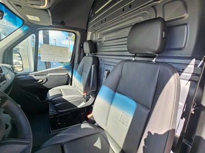 2026 Mercedes-Benz Sprinter 2500 Standard Roof I4 Diesel 144 RWD