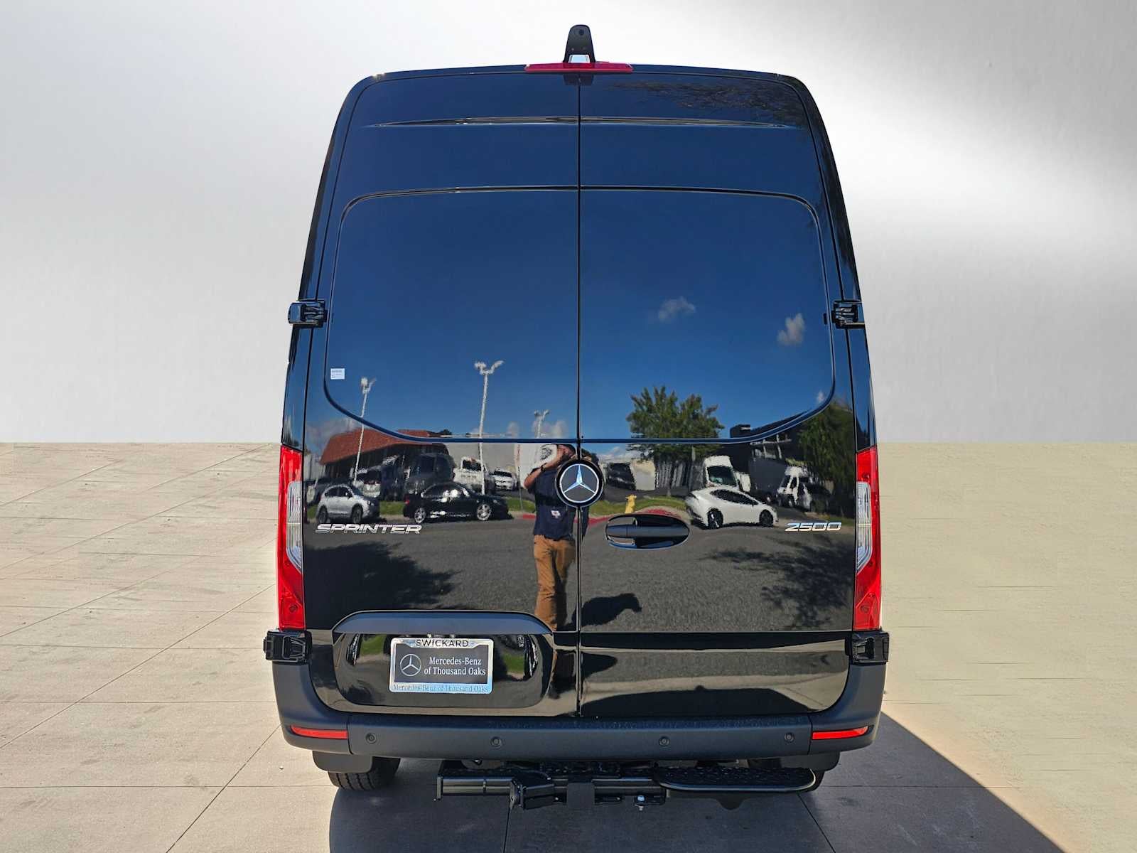 2026 Mercedes-Benz Sprinter 2500 Standard Roof I4 Diesel 144 RWD