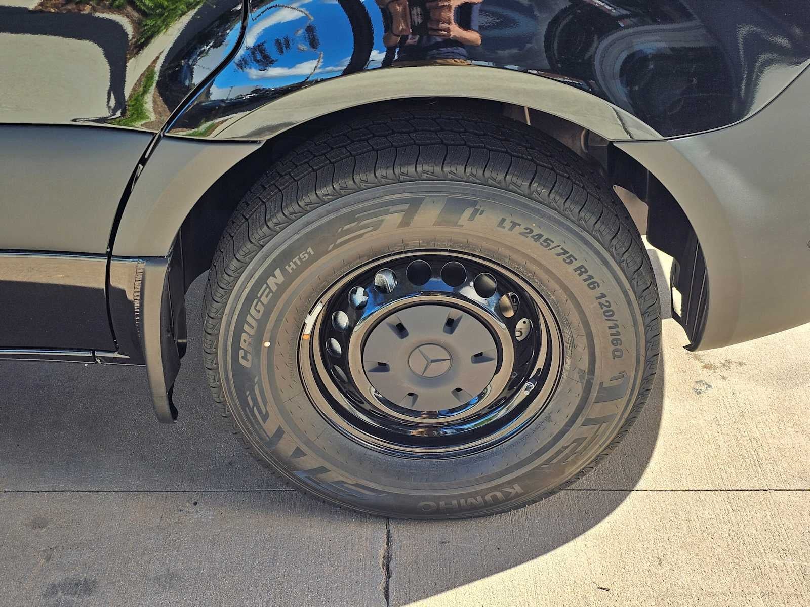 2026 Mercedes-Benz Sprinter 2500 Standard Roof I4 Diesel 144 RWD