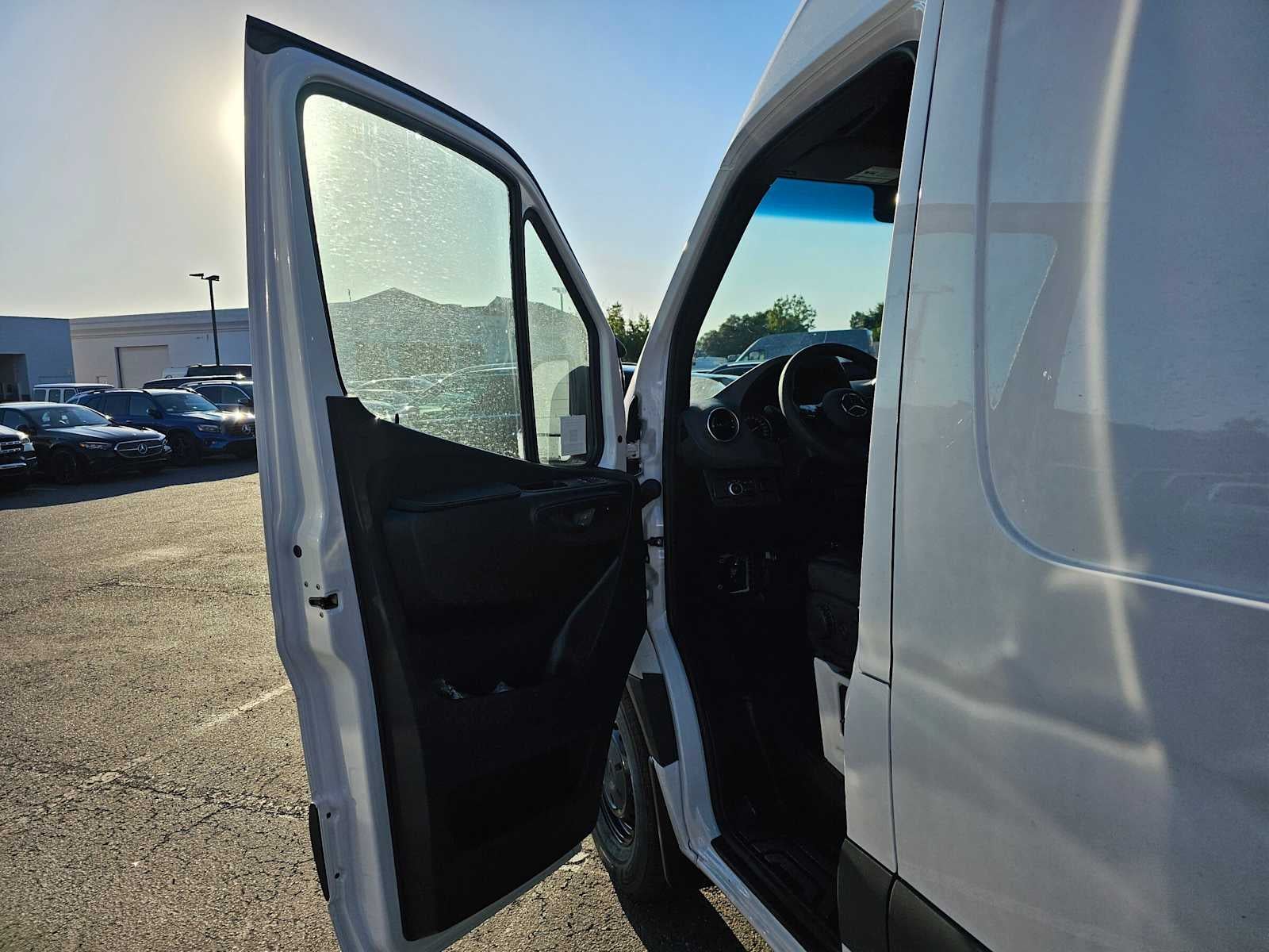 2026 Mercedes-Benz Sprinter Cargo 2500 Standard Roof I4 Diesel 144 RWD