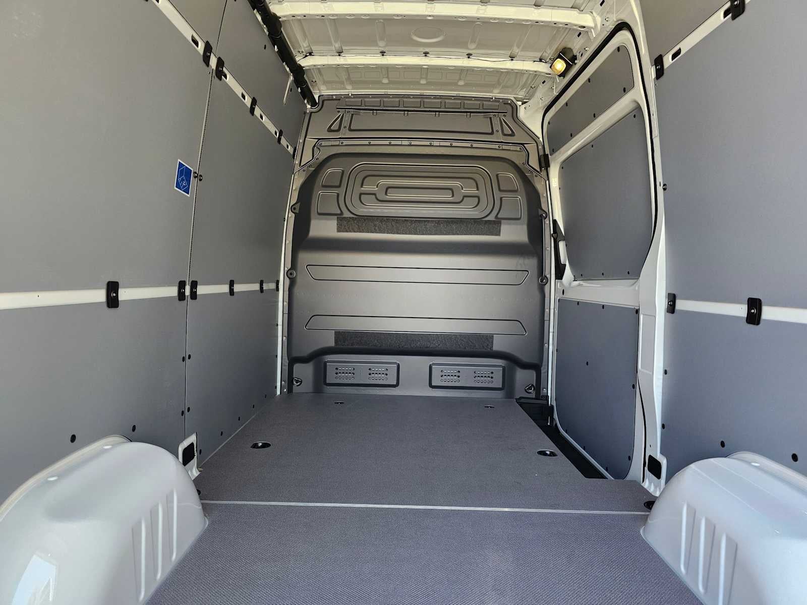 2026 Mercedes-Benz Sprinter 2500 Standard Roof I4 Diesel 144 RWD