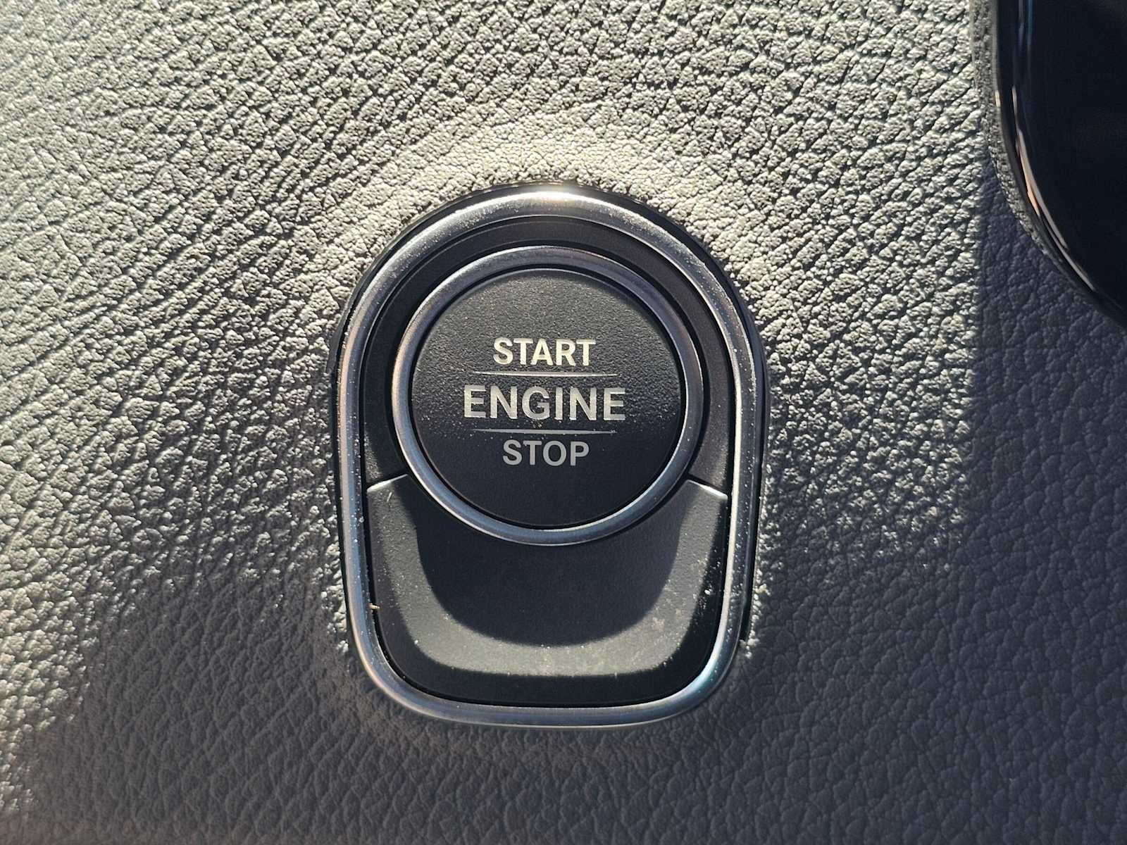 2026 Mercedes-Benz Sprinter 2500 Standard Roof I4 Diesel 144 RWD