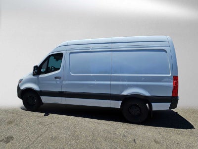 2026 Mercedes-Benz Sprinter 2500 Standard Roof I4 Diesel 144 RWD