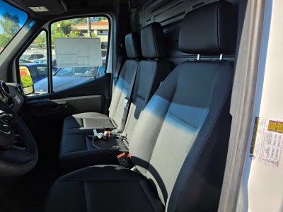 2026 Mercedes-Benz Sprinter 2500 Standard Roof I4 Diesel 144 RWD