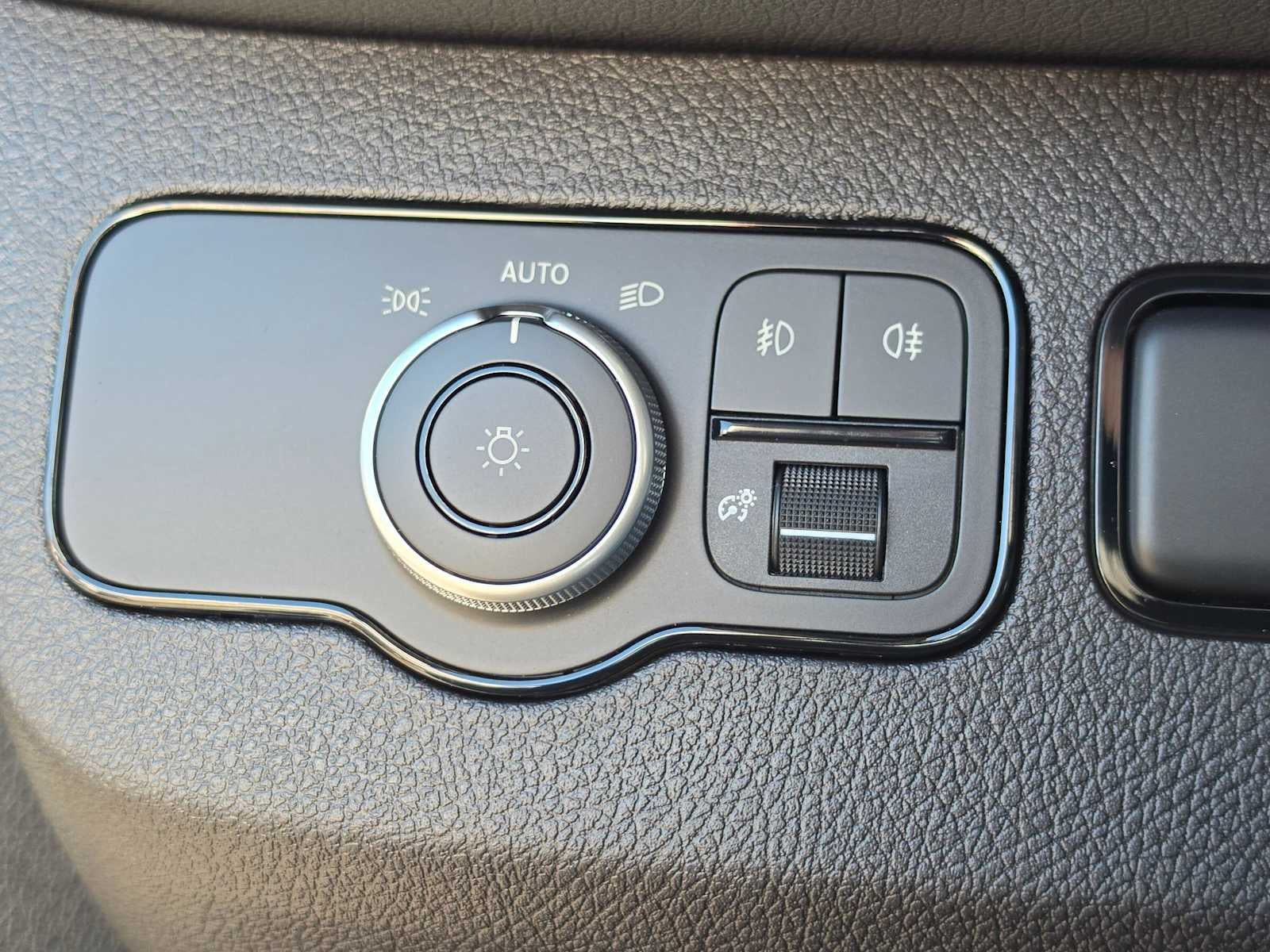 2026 Mercedes-Benz Sprinter 2500 Standard Roof I4 Diesel 144 RWD