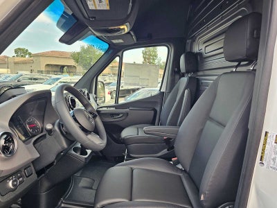 2026 Mercedes-Benz Sprinter Cargo 2500 Standard Roof I4 Diesel 144 RWD