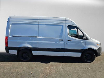 2026 Mercedes-Benz Sprinter Cargo 2500 Standard Roof I4 Diesel 144 RWD