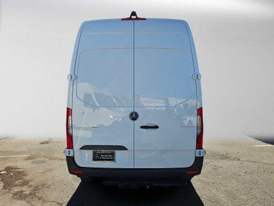 2026 Mercedes-Benz Sprinter Cargo 2500 Standard Roof I4 Diesel 144 RWD