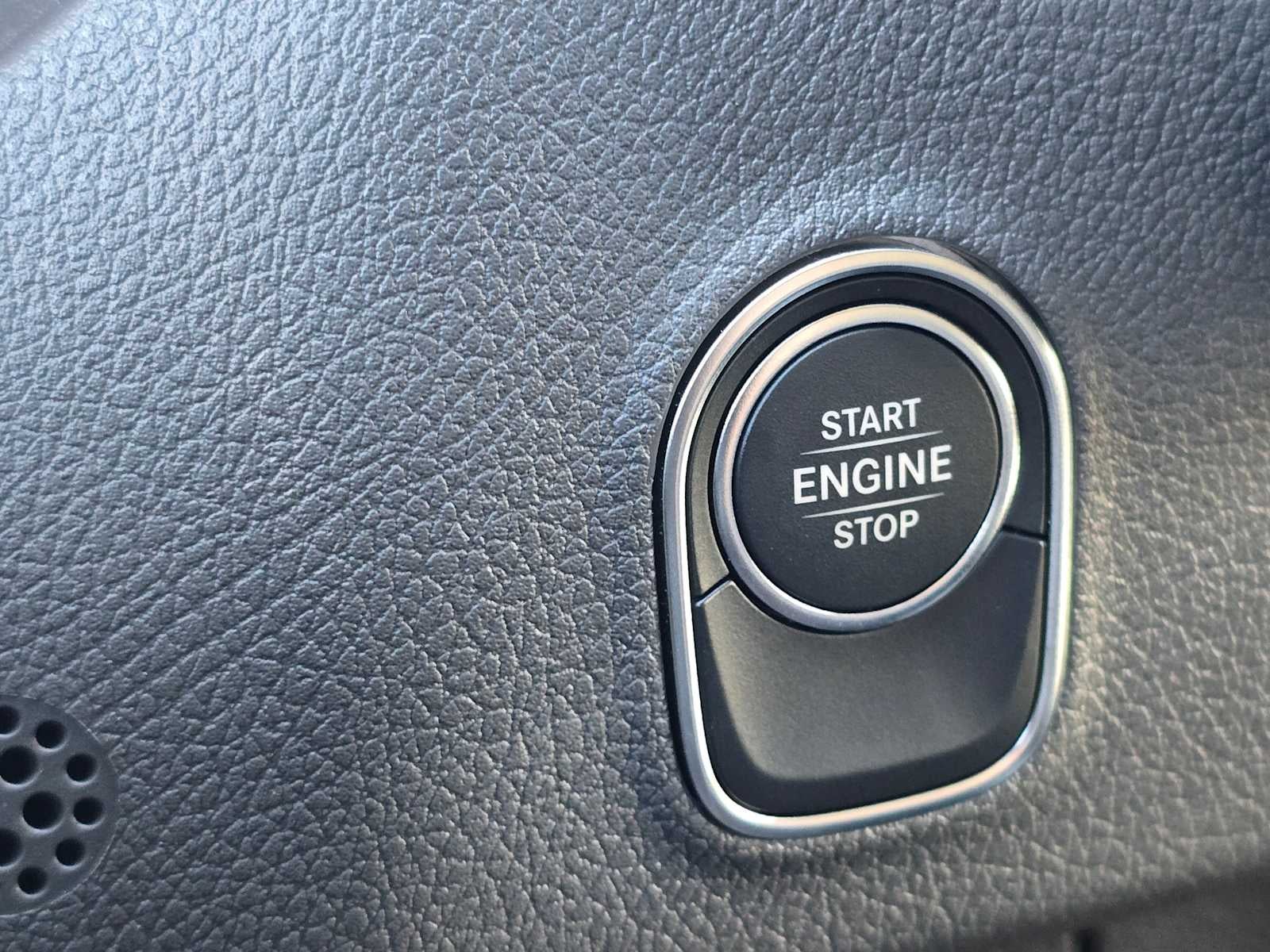 2025 Mercedes-Benz Sprinter Cargo Van 2500 Standard Roof I4 Diesel 144" RWD