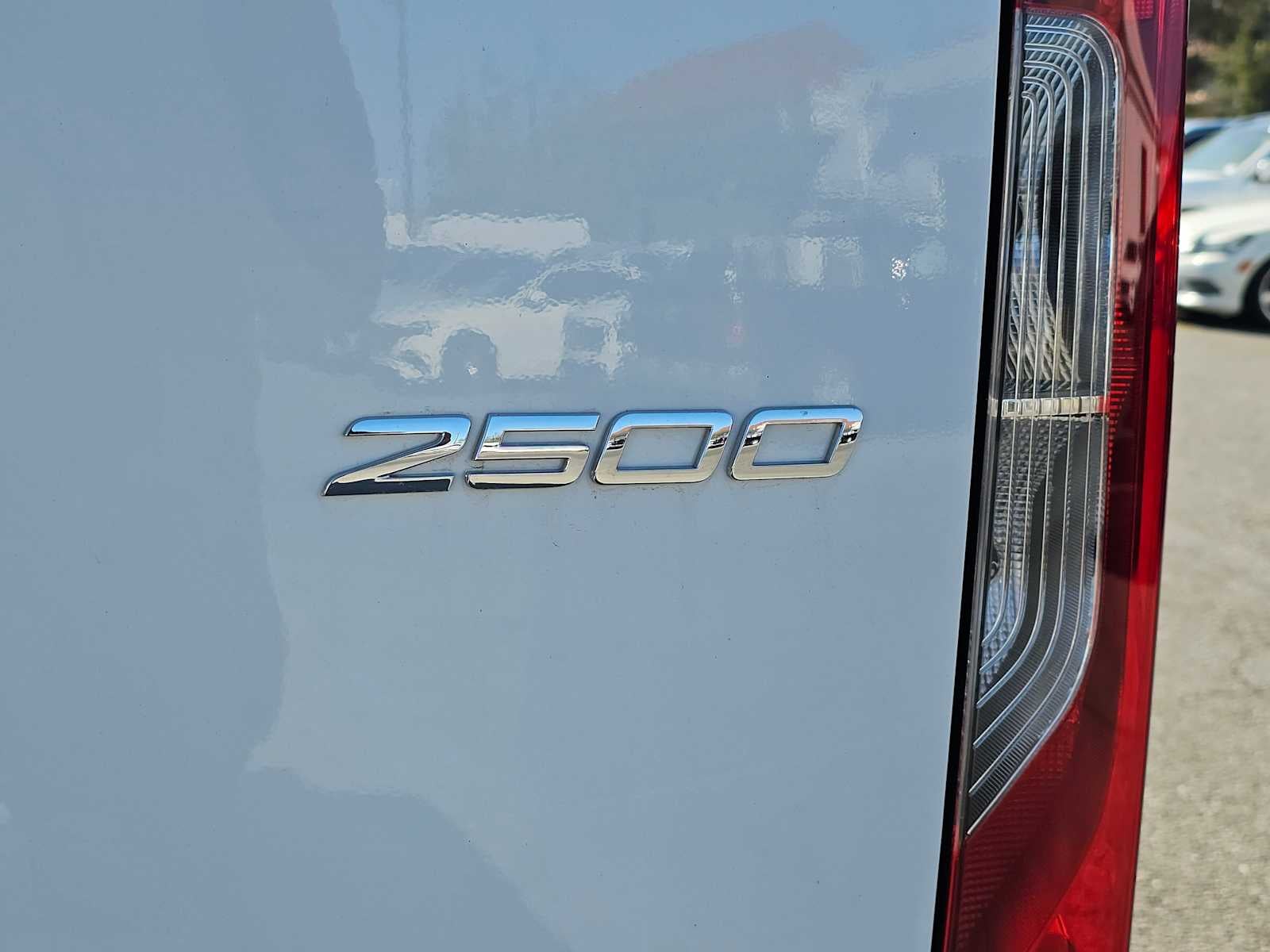 2026 Mercedes-Benz Sprinter 2500 Standard Roof I4 Diesel 144 RWD