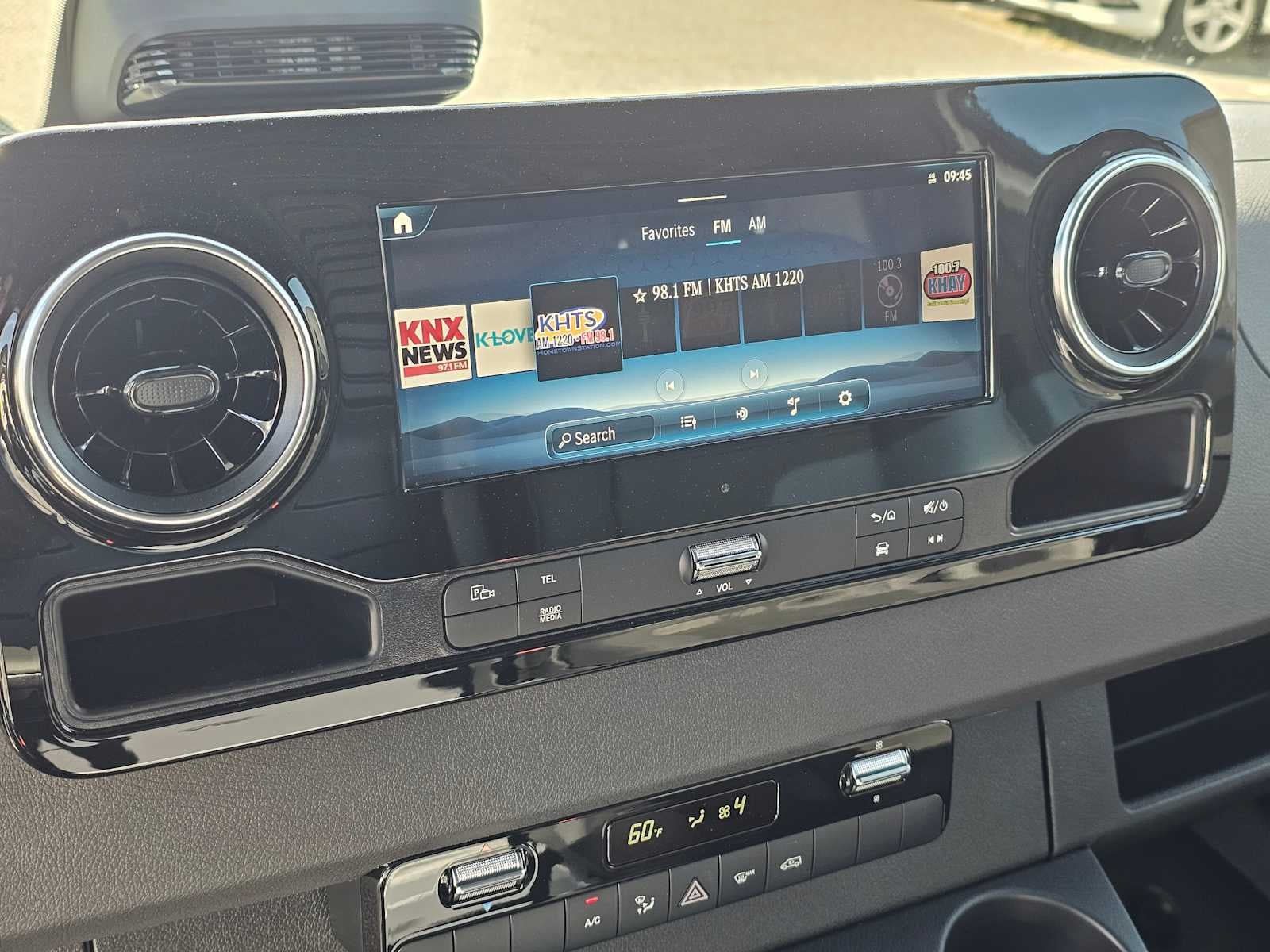 2026 Mercedes-Benz Sprinter 2500 Standard Roof I4 Diesel 144 RWD