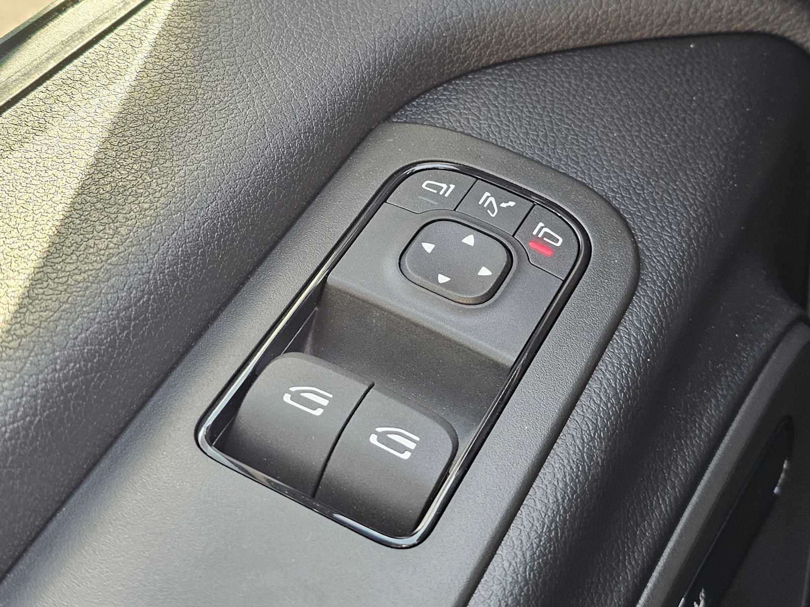 2026 Mercedes-Benz Sprinter 2500 Standard Roof I4 Diesel 144 RWD