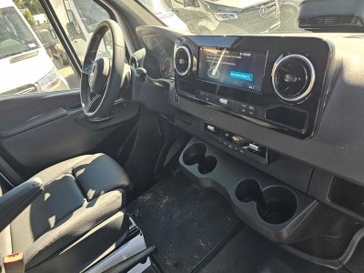 2026 Mercedes-Benz Sprinter 2500 Standard Roof I4 Diesel 144 RWD