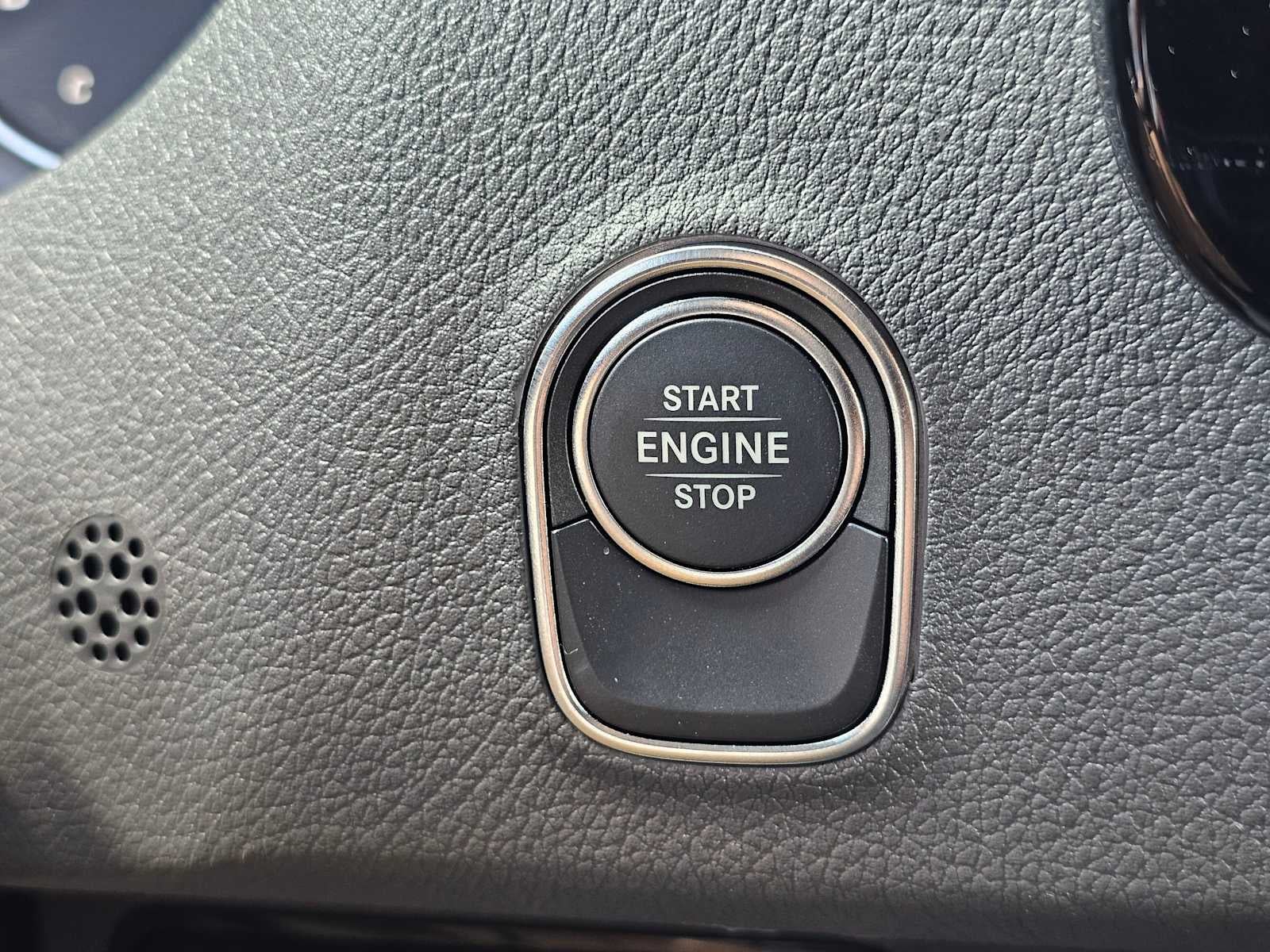 2026 Mercedes-Benz Sprinter 2500 Standard Roof I4 Diesel 144 RWD