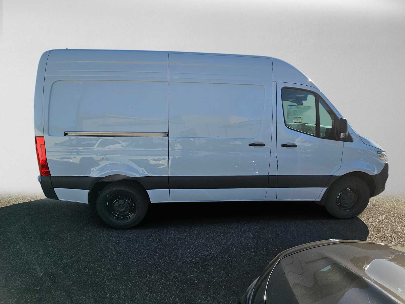 2026 Mercedes-Benz Sprinter 2500 Standard Roof I4 Diesel 144 RWD